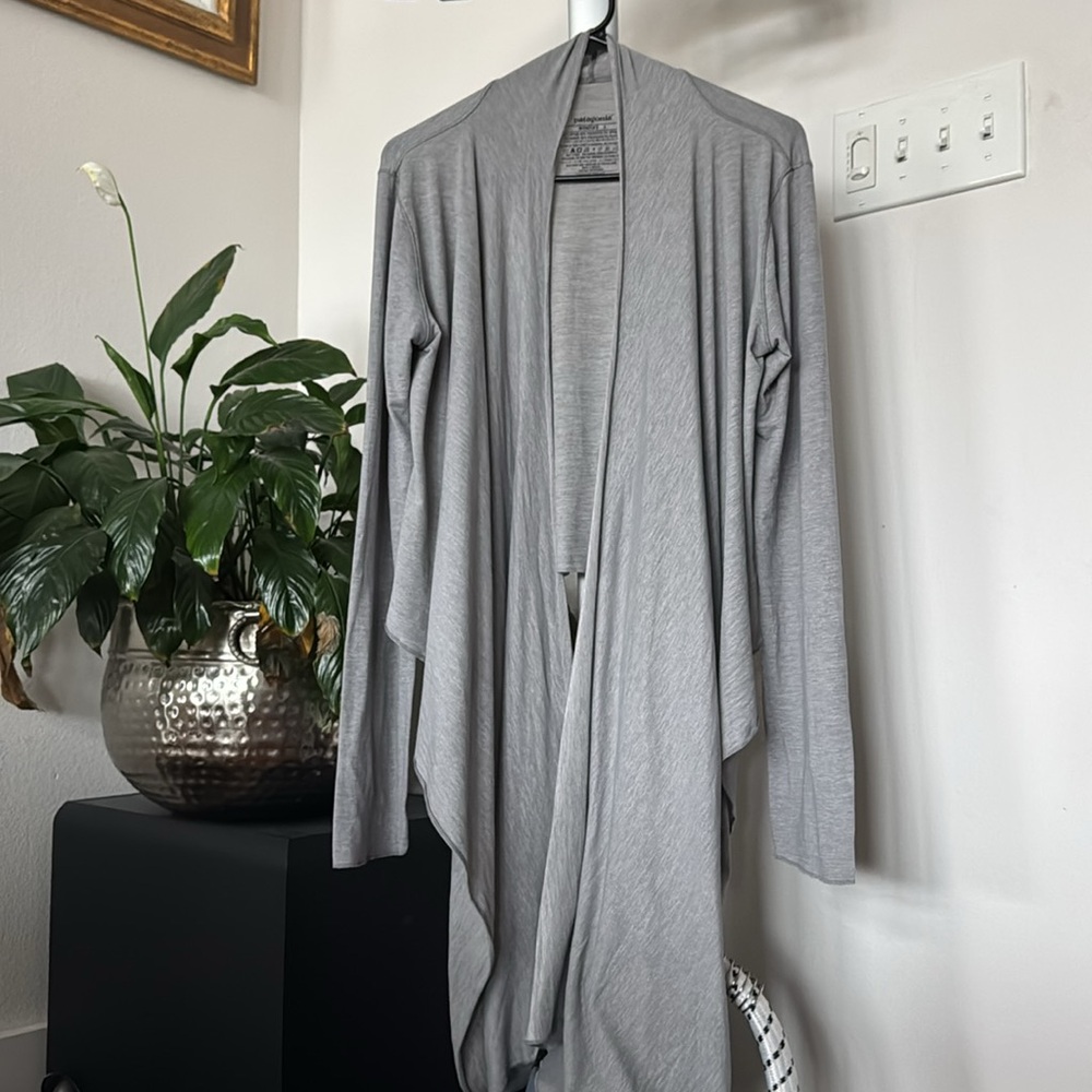 Patagonia Glorya Wrap Top/Blouse/Shirt Sz L Gray Long Sleeve - Picture 4 of 10